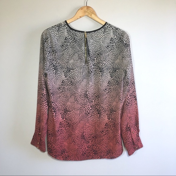 Vince Camuto Ombré Animal / Leopard Print Blouse - Picture 8 of 8